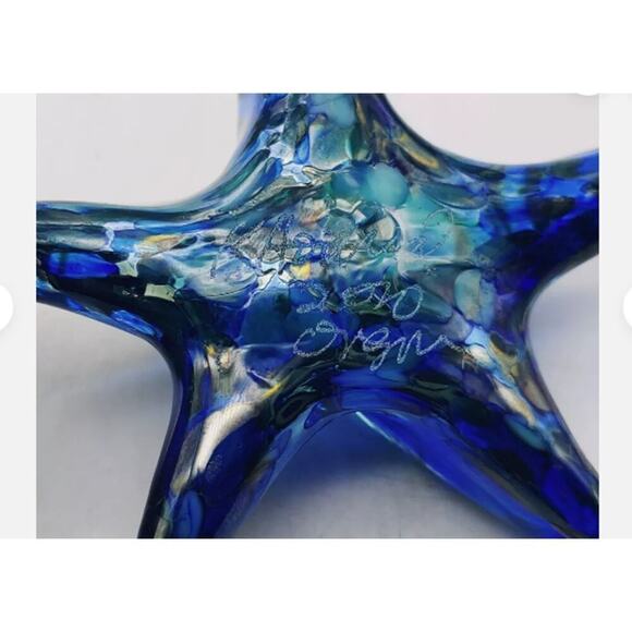 K. Howard Hand Blown Blue Art Glass Starfish 2010 Oregon Signed Art - Picture 3 of 10